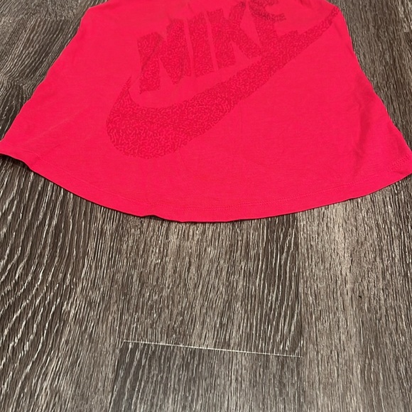 Top - Nike - Picture 4 of 7